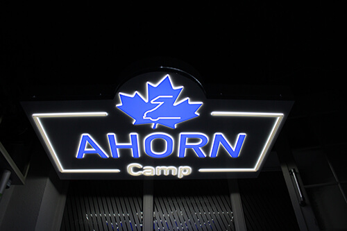 Firma Ahorn Camp